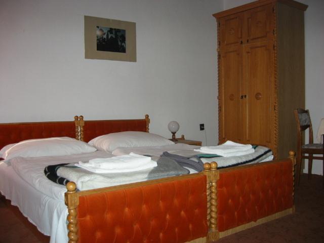 Kastelyfogado Sitke Hotel Room photo